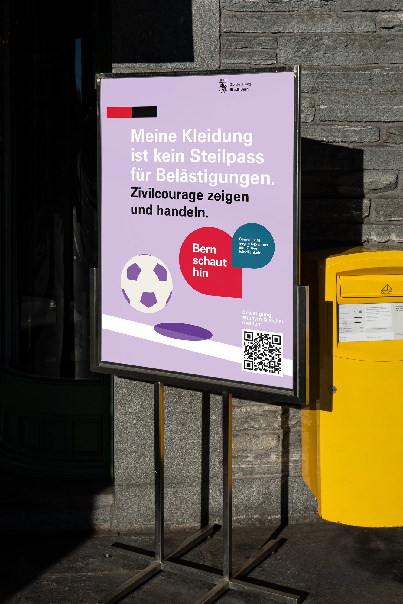 EM_BE_Plakat_Kleidung