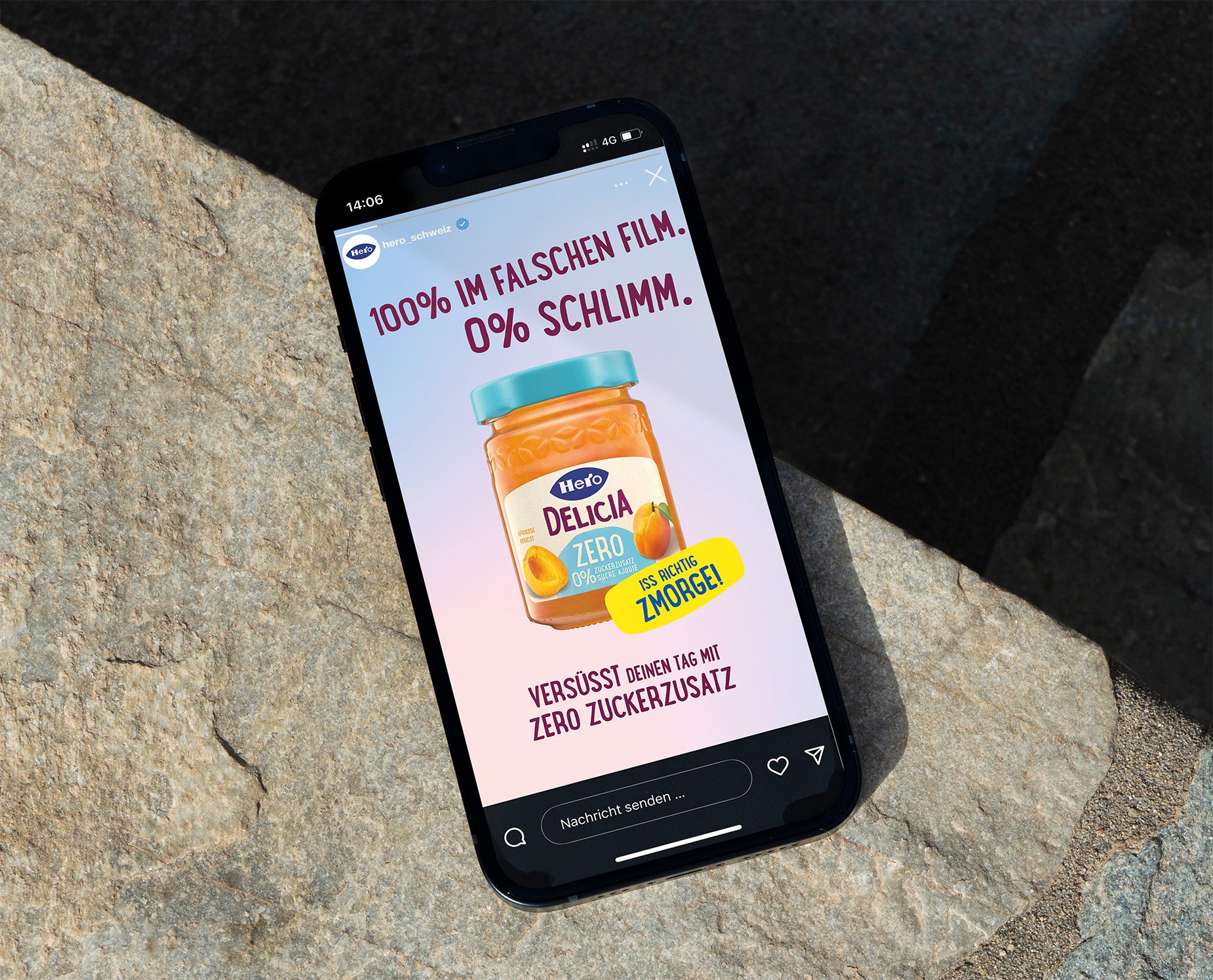 IPhone_Screen_Delicia_SoMe_Post